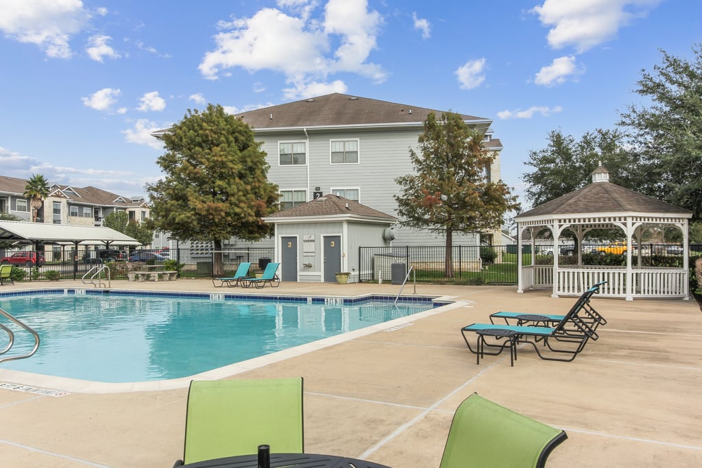 Photos and Video of The Villas at Shaver Apartments in Pasadena, TX